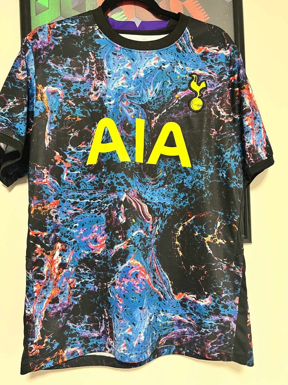 Tottenham Hotspur FC Jersey size Large #9